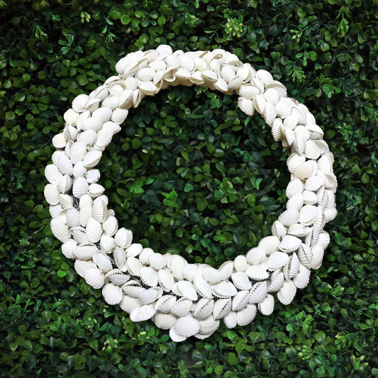 Decoration wired wreath white Anadara granosa cockles