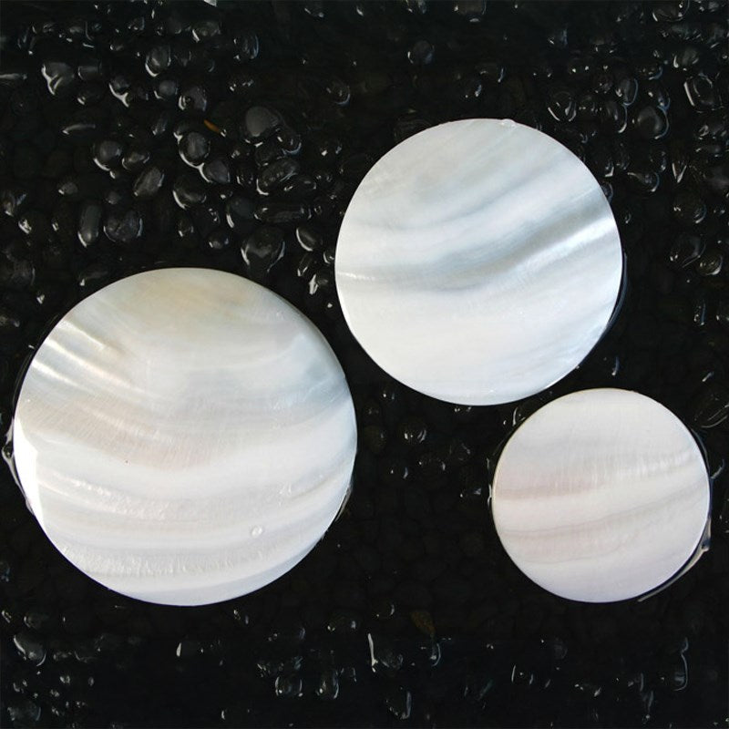 Mussel white pearl round