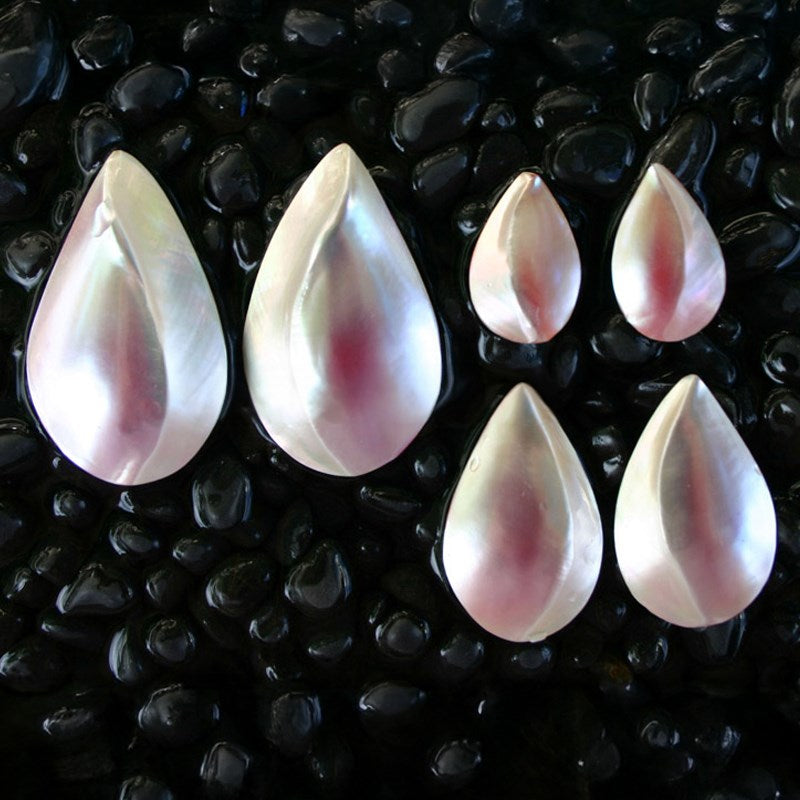 Carmelite pearl teardrop pink
