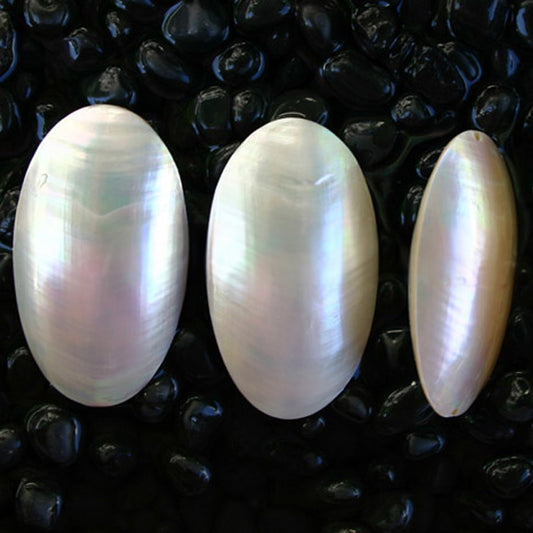 Carmelite pearl oval two sided