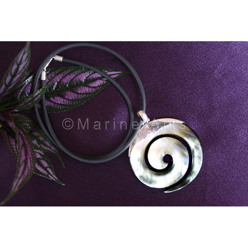 Carved pearl shell with silver without cord 5