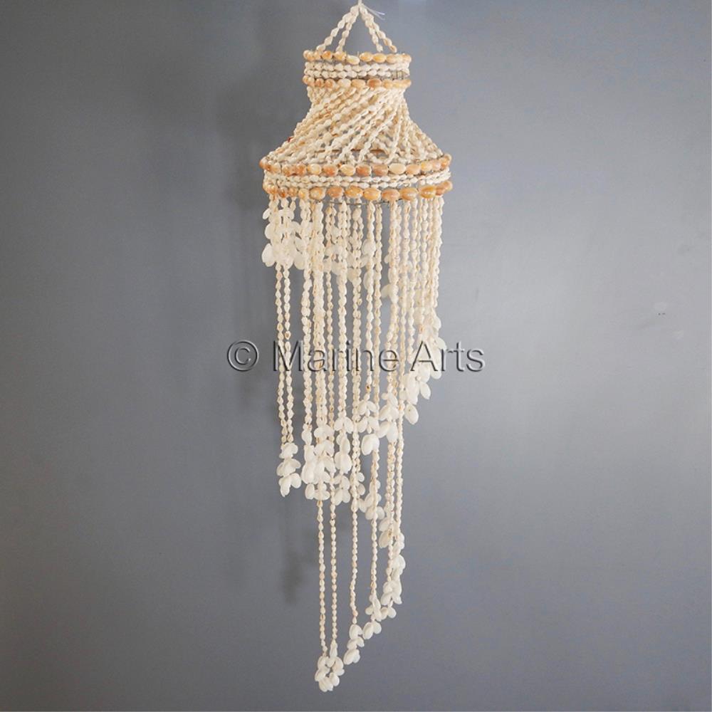 Chandelier spiral white nassa bubble