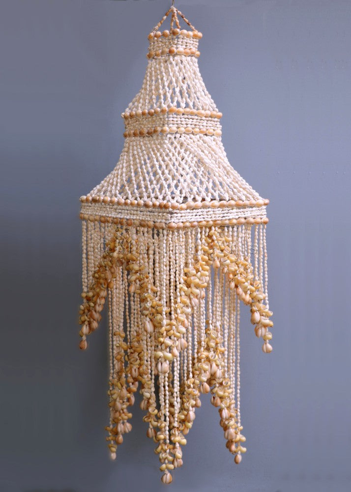 Chandelier square-tier-diamond white nassa cream communis