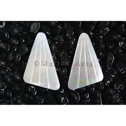 Nautilus pearl triangle with stripe pair