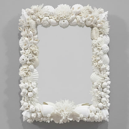 Mirror coral shell - white