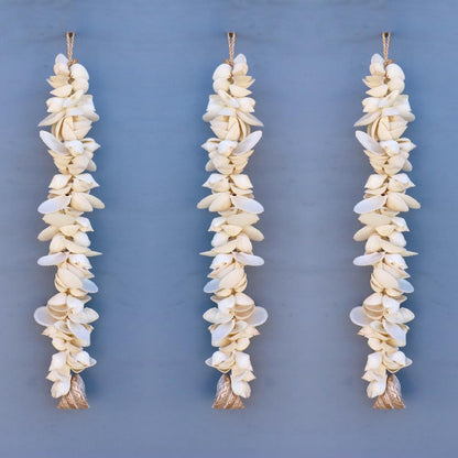 Garland white and pearl